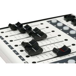 Mixer digital compact PROEL DIGIPAD8
