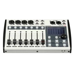 Mixer digital compact PROEL DIGIPAD8
